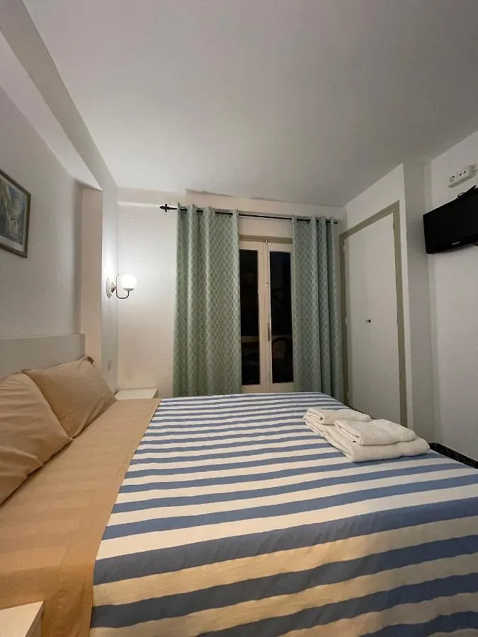 Guest house P&R Hostals Maria Rosa Tossa de Mar